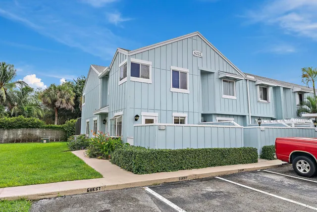 $325,000 | 6222 Riverwalk Lane, Unit 1, Jupiter, FL 33458