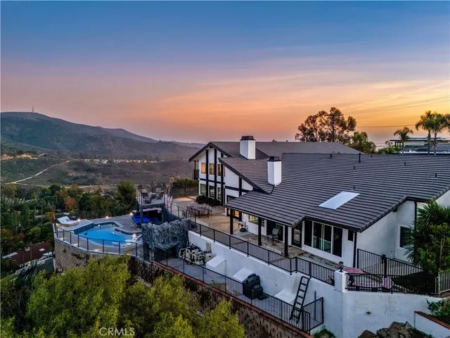 $5,596,000 | 1711 Sirrine Drive, Santa Ana, CA 92705