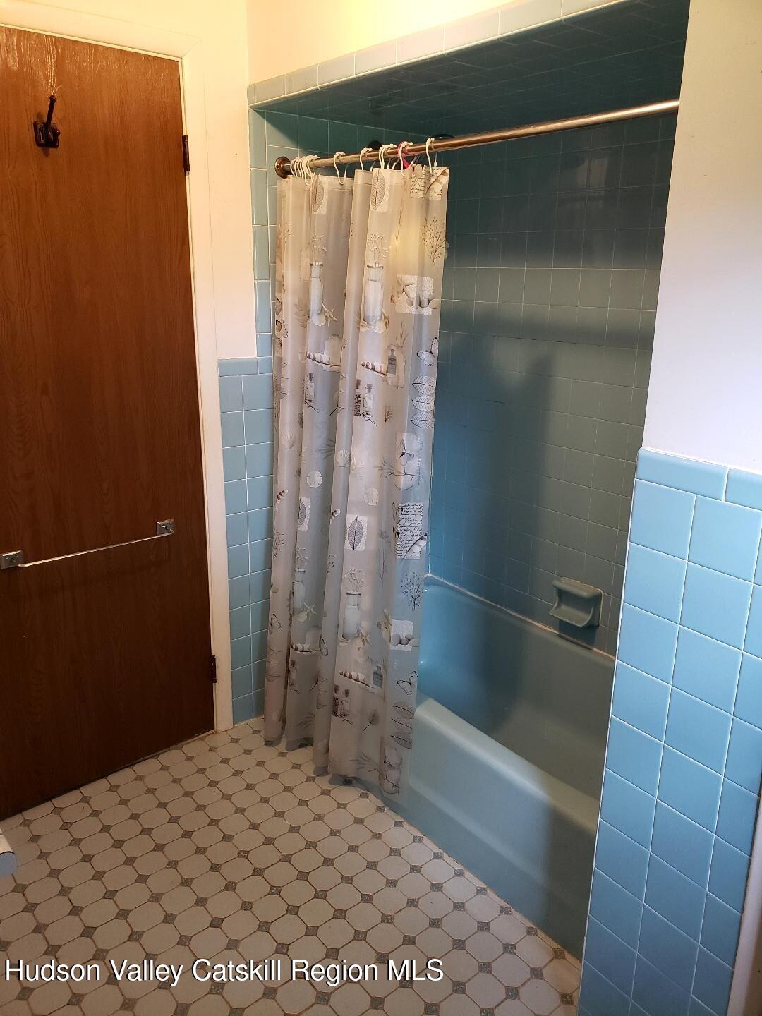 22 Katzman Road Ellenville, NY 12428 - Photo 19 of 20 22 Katzman rd bathroom