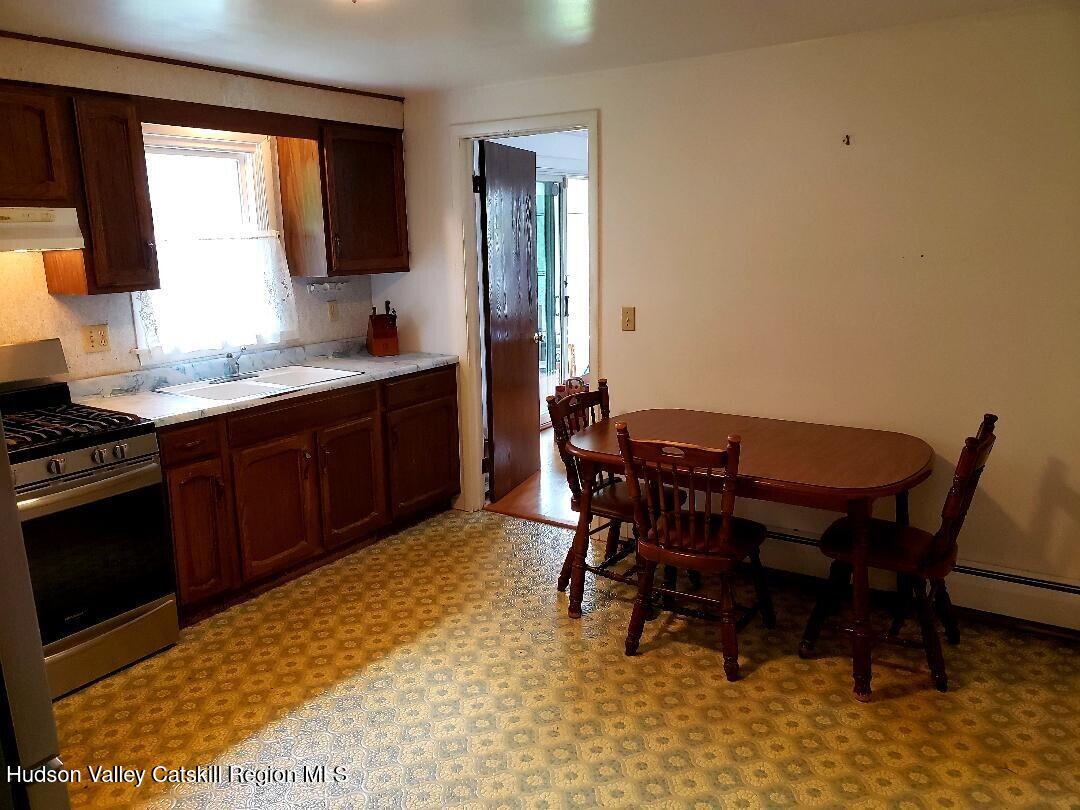 22 Katzman Road Ellenville, NY 12428 - Photo 5 of 20 22 Katzman rd kitchen 3
