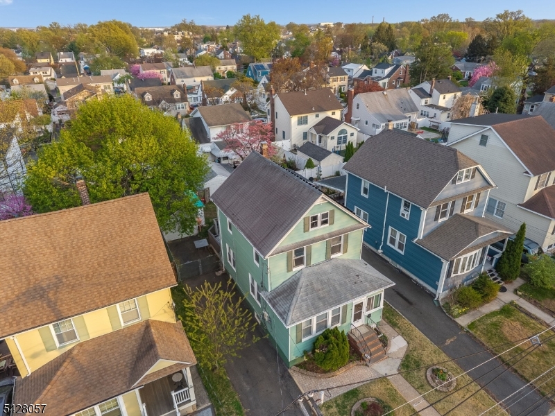 119 Edgewood Road Linden, NJ 07036 - Photo 27 of 31 an aerial view of a house with a yard