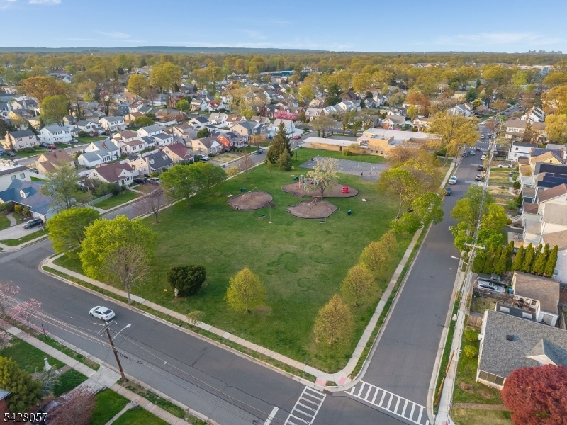 119 Edgewood Road Linden, NJ 07036 - Photo 30 of 31 an aerial view of residential houses with outdoor space