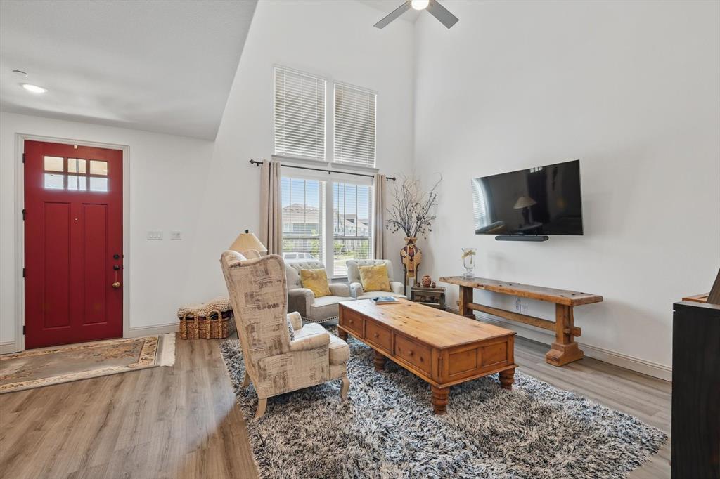 8925 Phoebe Road Frisco, TX 75035 - Photo 6 of 36 Upper Windows are equipped with electric shades with remote