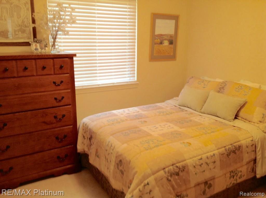 1184 Bay Ridge Highland, MI 48356 - Photo 16 of 26 Gallery Image 16
