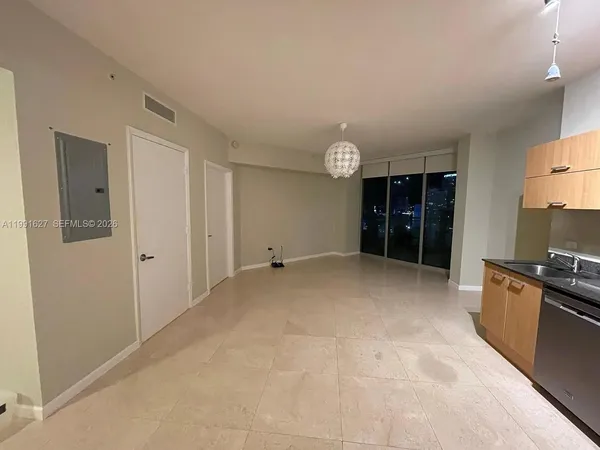 $2,695 | 350 South Miami Avenue, Unit 2807, Miami, FL 33130