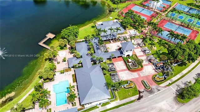 $434,999 | 6460 Northwest 170th Terrace, Hialeah, FL 33015