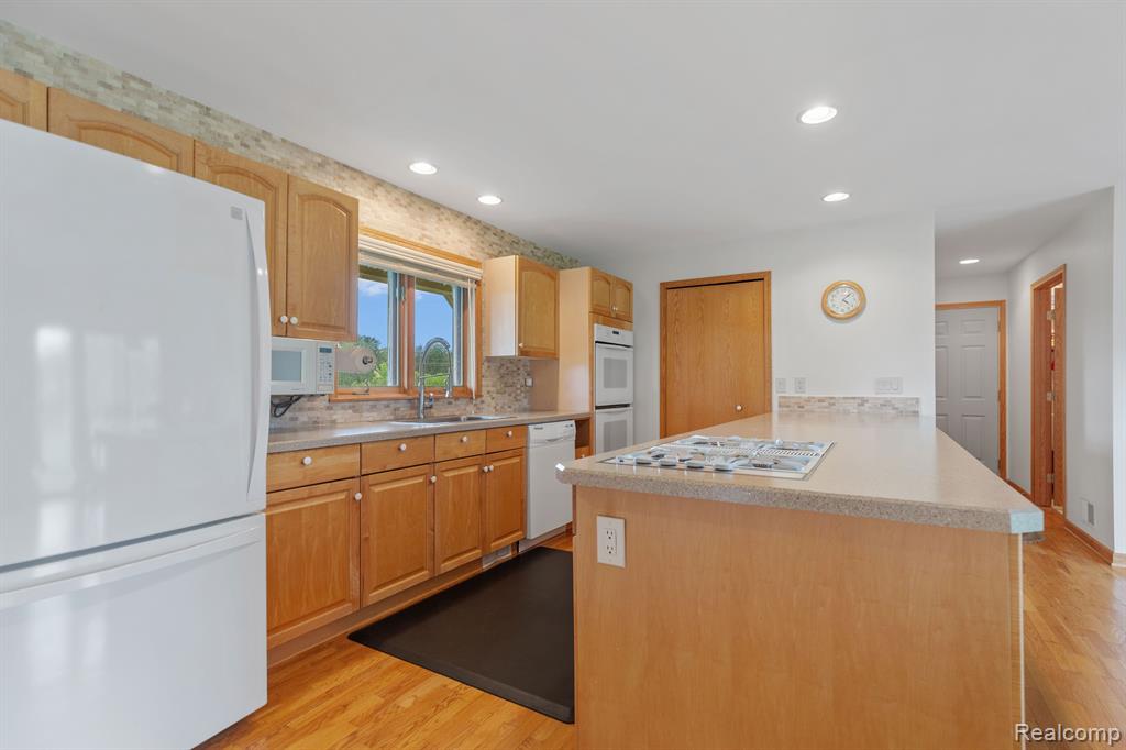 54200 Fairchild Road Macomb, MI 48042 - Photo 14 of 47 Gallery Image 14