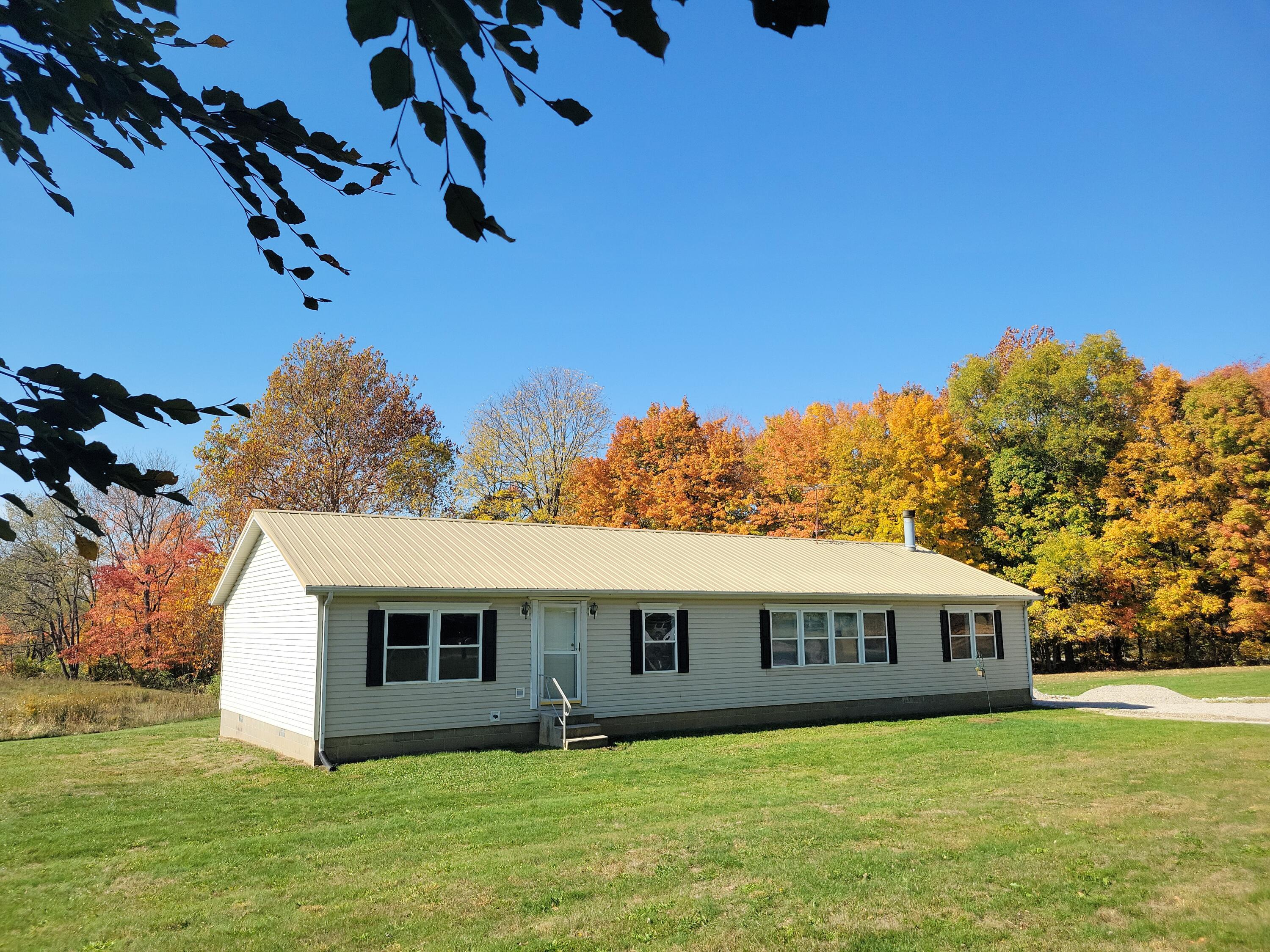 3415 Spires Road Southwest Lancaster, OH 43130 - Photo 2 of 47 Exterior