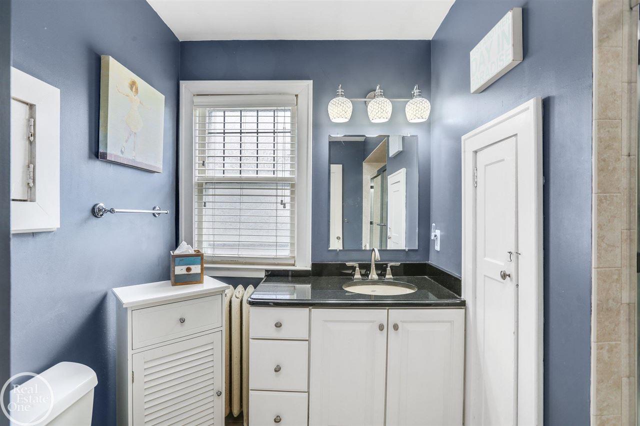 1223 Bishop Road Grosse Pointe Park, MI 48230 - Photo 24 of 35