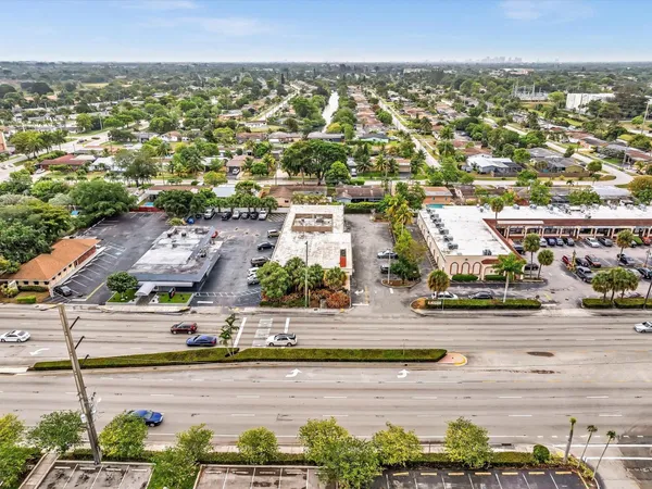 $18 | 2200 North University Drive, Sunrise, FL 33322