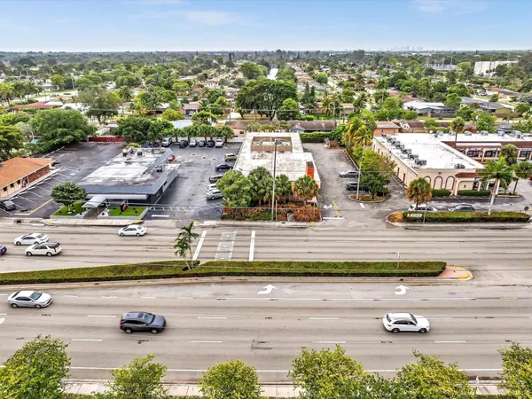 $18 | 2200 North University Drive, Sunrise, FL 33322