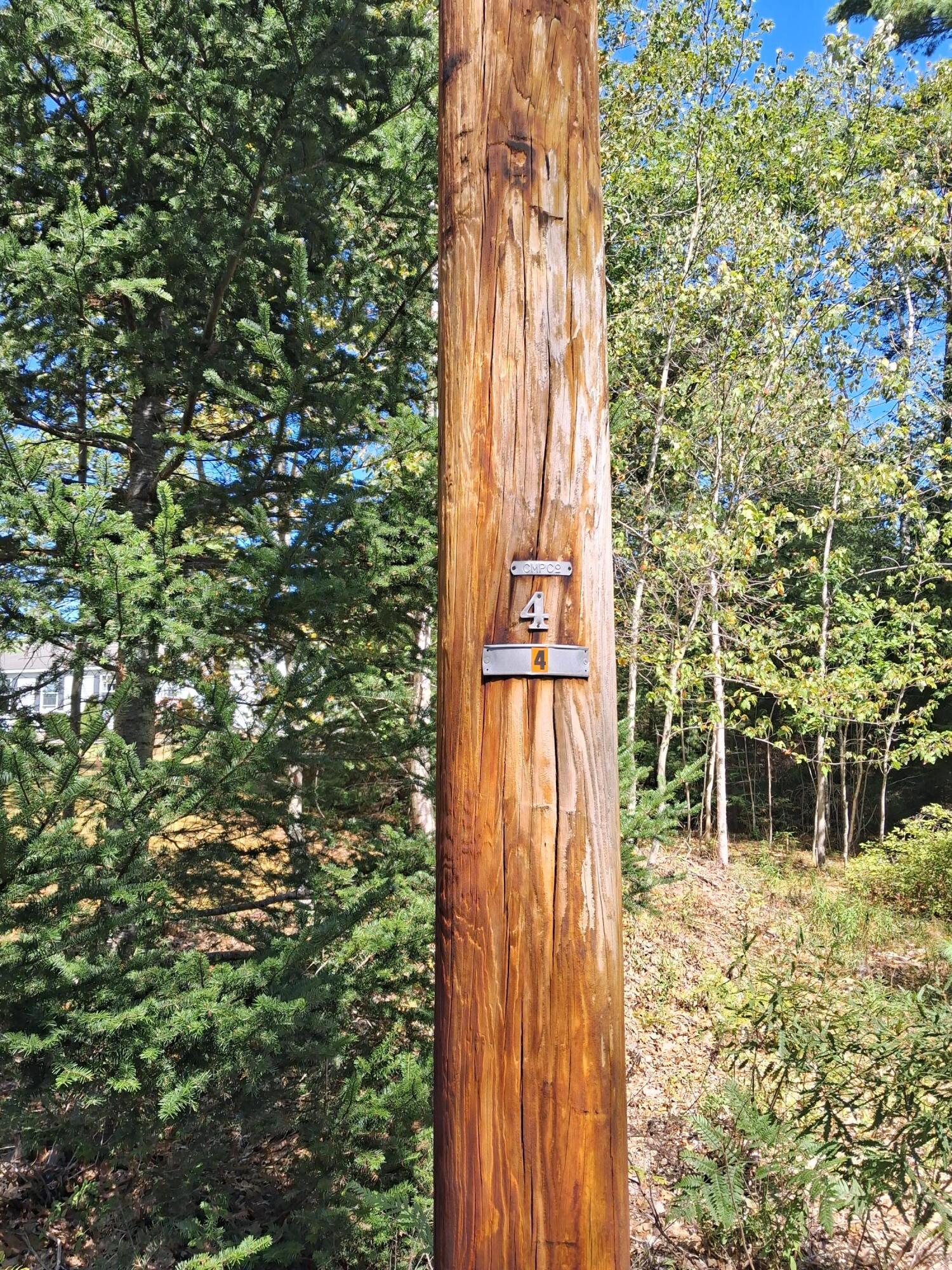 1.4-1.5 1.4-1.5 Spruce Ridge Edgecomb, ME 04556 - Photo 3 of 17 20250828_125615