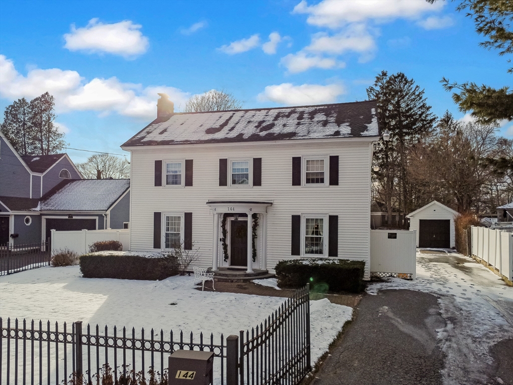 144 Ferry Street Lawrence, MA 01841 - Photo 2 of 40