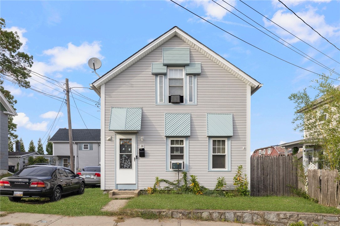 10 Grove Street West Warwick, RI 02893 - Photo 2 of 34