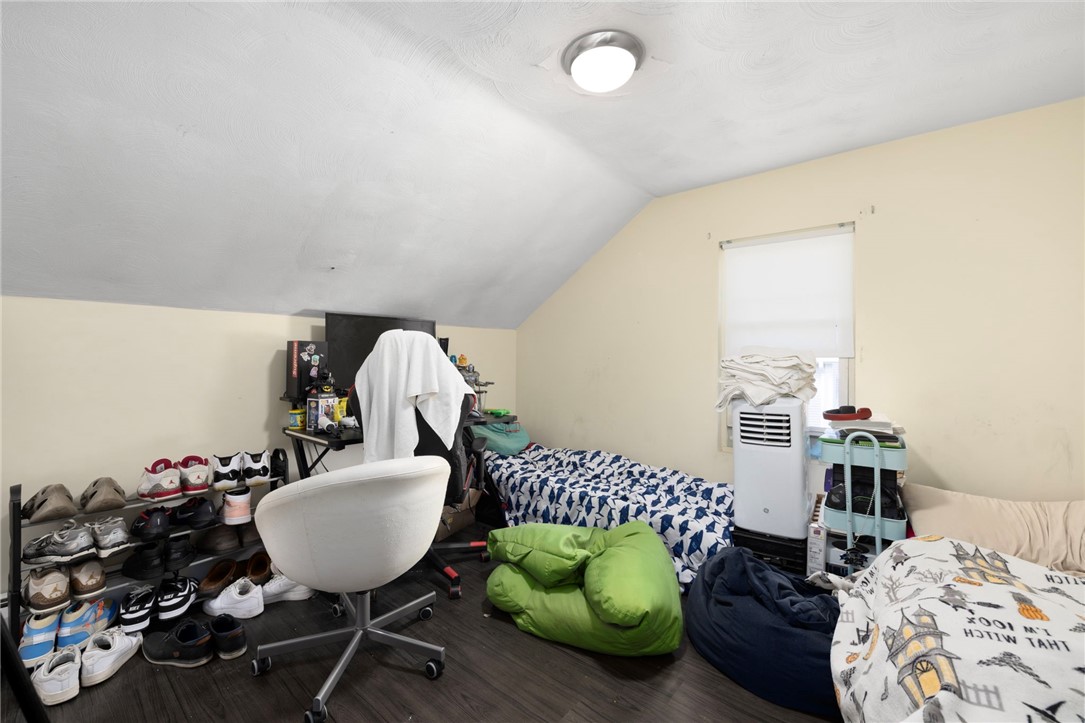 10 Grove Street West Warwick, RI 02893 - Photo 25 of 34