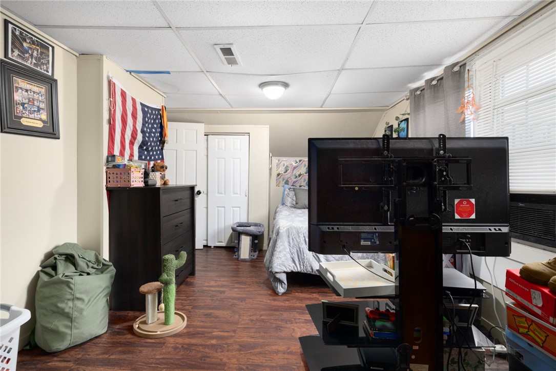 10 Grove Street West Warwick, RI 02893 - Photo 9 of 34