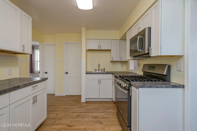 $459,000 | 1 Rose Terrace, Keansburg, NJ 07734