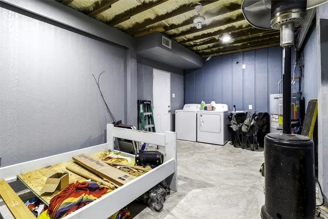 $319,000 | 129 2nd Avenue, Onalaska, TX 77360