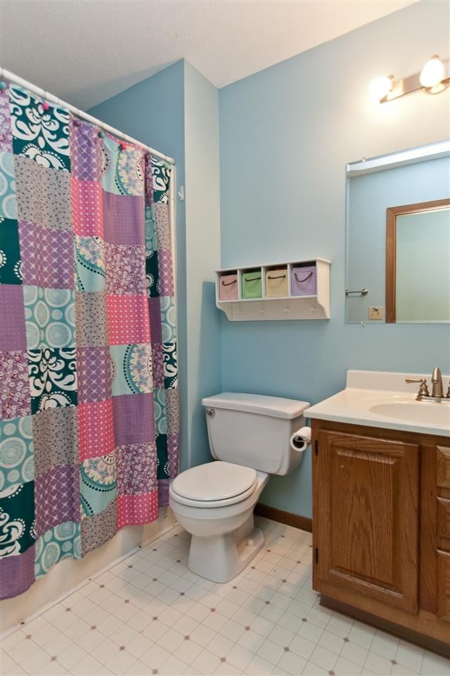 3886 Pro Road Northeast Solon, IA 52333 - Photo 8 of 18 Gallery Image 8