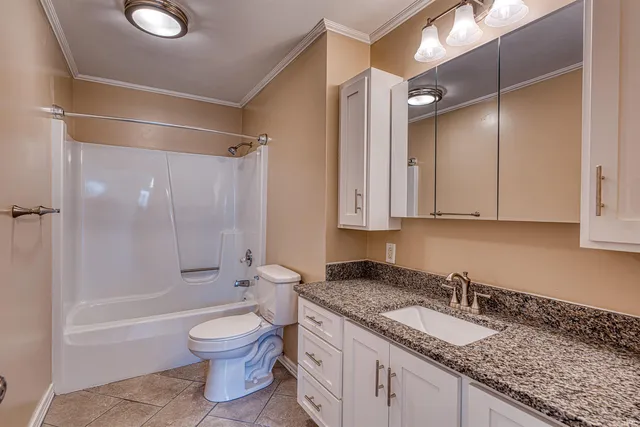 $449,900 | 4505 Broadway Avenue, Evansville, IN 47712