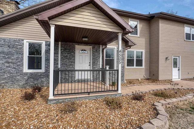 $449,900 | 4505 Broadway Avenue, Evansville, IN 47712