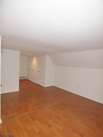 $2,400 | 8 North Glen Avenue, Mount Arlington, NJ 07856