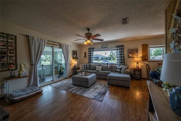 $160,000 | 9961 Southwest 104th Place, Ocala, FL 34481