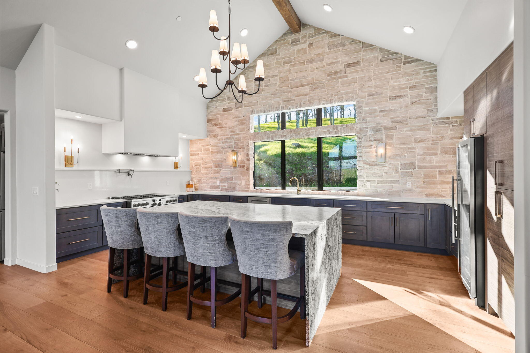 8202 Maynard Road Palo Cedro, CA 96073 - Photo 15 of 74 18-web-or-mls-8Q0A5169_1