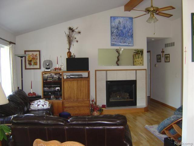 901 Cove Road Goodells, MI 48027 - Photo 9 of 10 FP