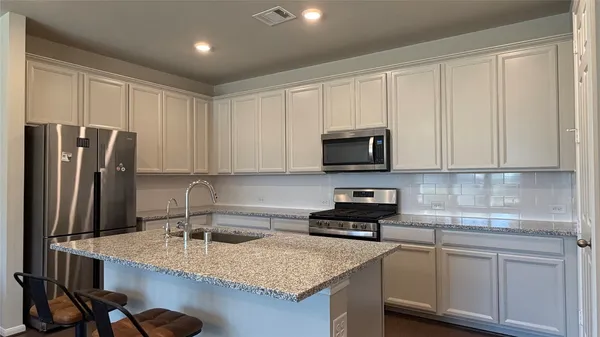 $2,200 | 9404 Caddo Ridge Lane, Cypress, TX 77433