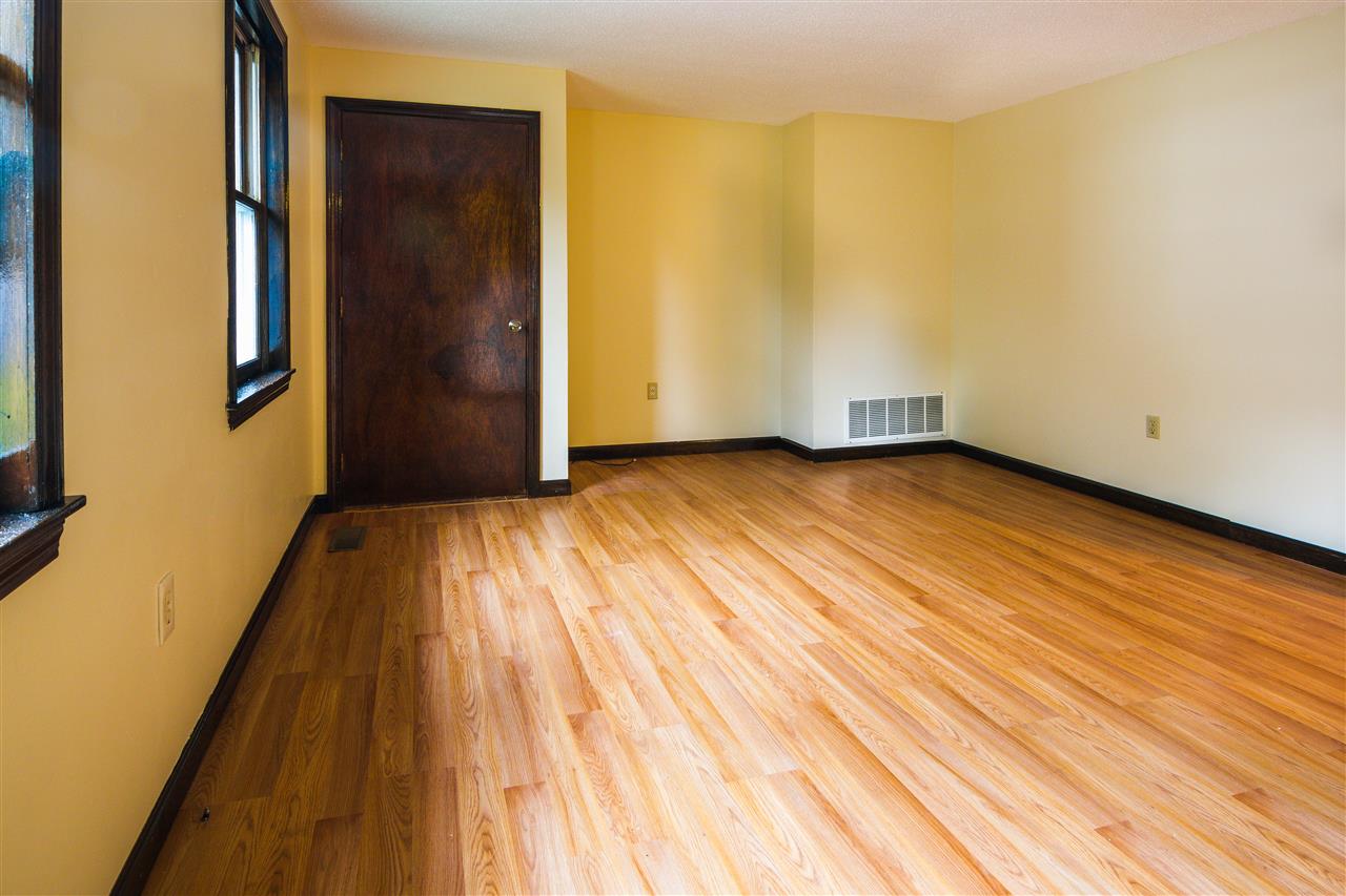 10 South Railroad Avenue, Unit R Derry, NH 03038 - Photo 3 of 16