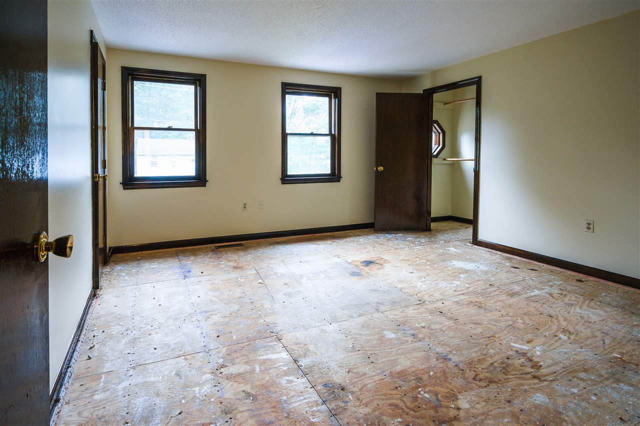10 South Railroad Avenue, Unit R Derry, NH 03038 - Photo 10 of 16