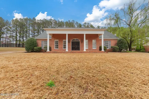$585,000 | 54 Forest Downs Drive, Jackson, TN 38305
