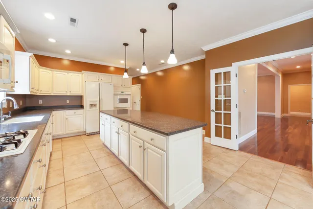 $585,000 | 54 Forest Downs Drive, Jackson, TN 38305