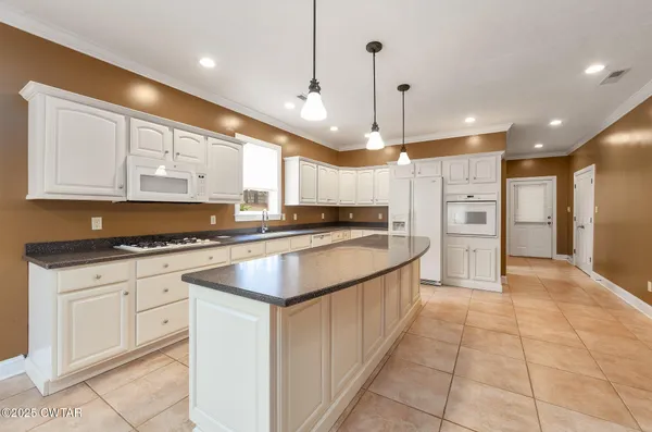 $585,000 | 54 Forest Downs Drive, Jackson, TN 38305