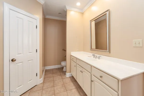 $585,000 | 54 Forest Downs Drive, Jackson, TN 38305
