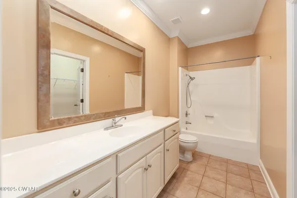 $585,000 | 54 Forest Downs Drive, Jackson, TN 38305