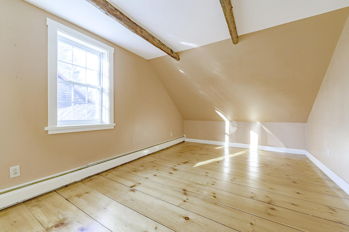 855 Elmwood Road Pownal, ME 04069 - Photo 28 of 68 855 elmwood-043