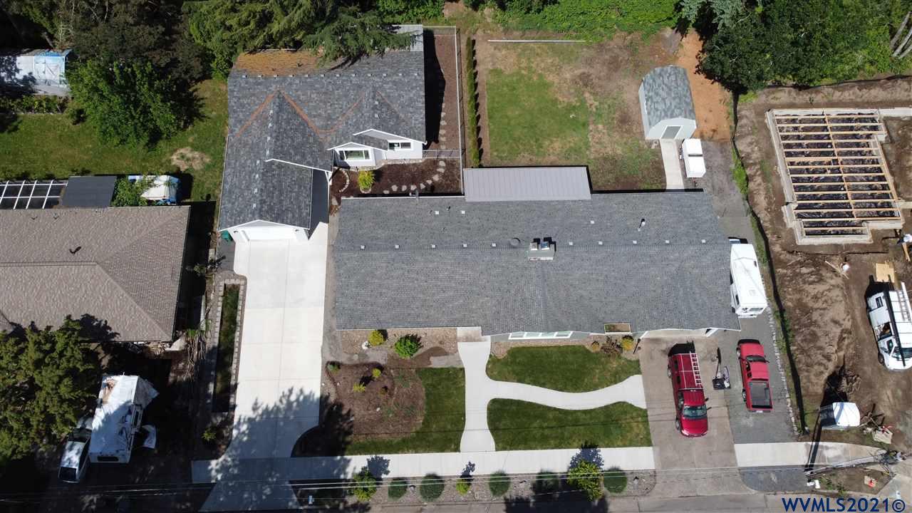 1303 Northeast Newall Road Newberg, OR 97132 - Photo 27 of 28 Gallery Image 27