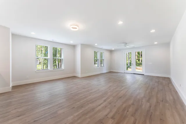 $2,150 | 501 North Walnut Street, Summerville, SC 29483