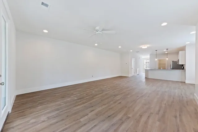 $2,150 | 501 North Walnut Street, Summerville, SC 29483