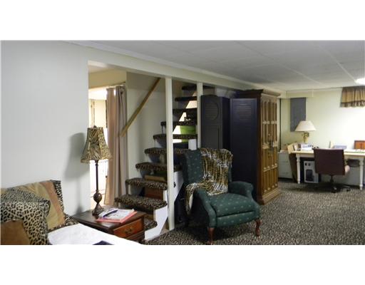 30 East Woody Hill Road Westerly, RI 02891 - Photo 13 of 19 Den/Family/Great Room.