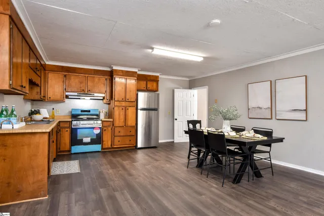 $1,250,000 | 44 Hobby Lane, Kinards, SC 29355