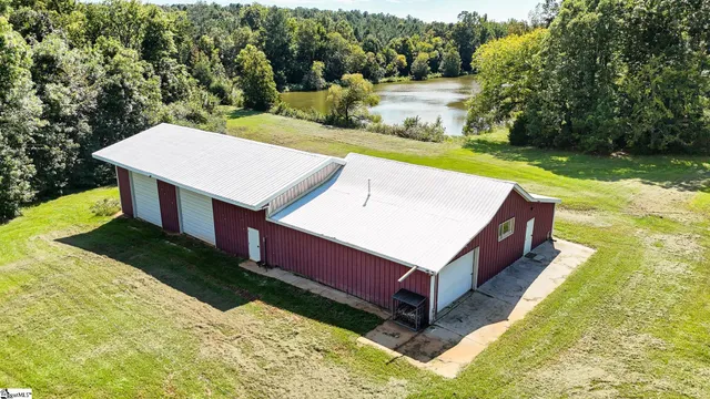 $1,250,000 | 44 Hobby Lane, Kinards, SC 29355