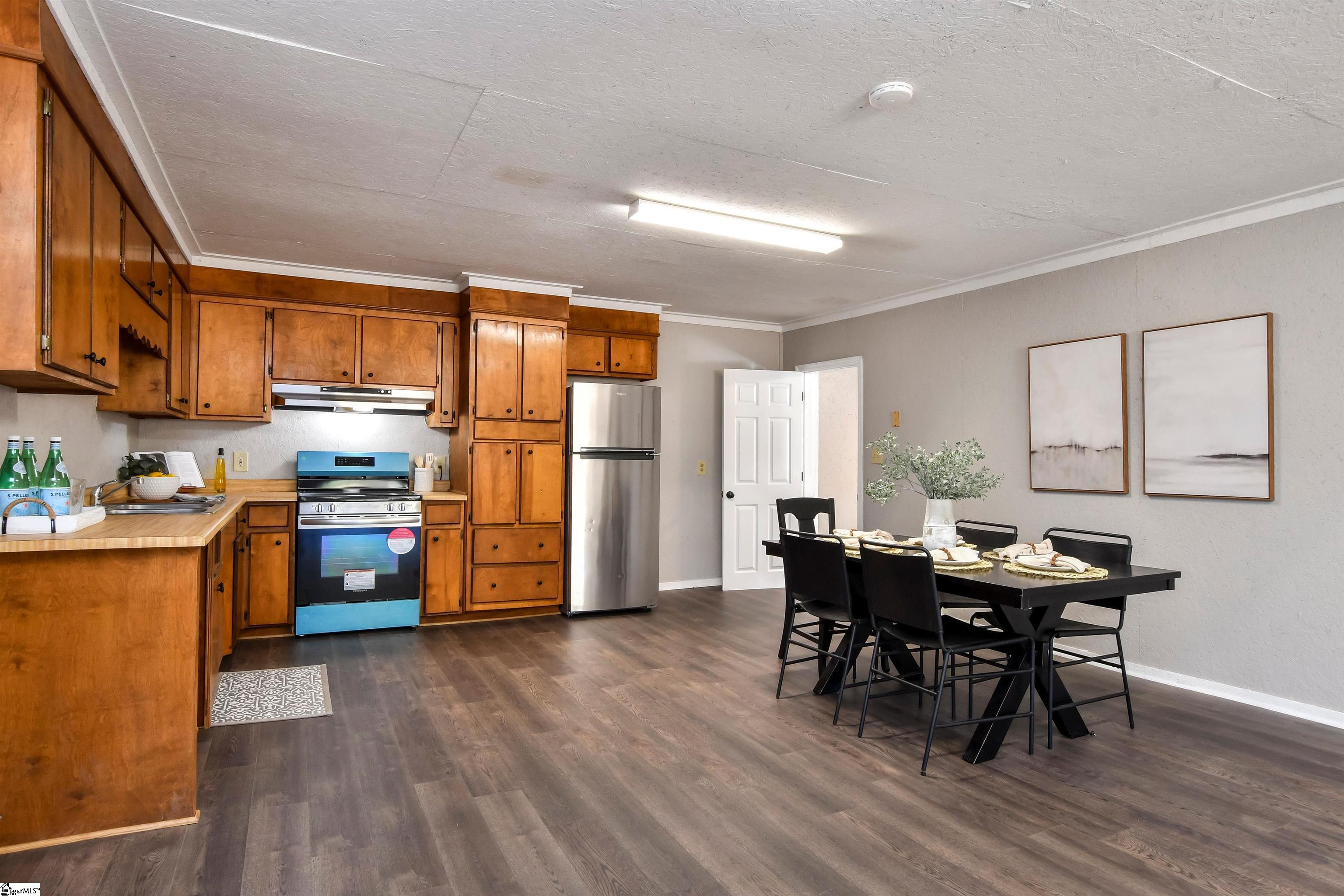 44 Hobby Lane Kinards, SC 29355 - Photo 4 of 42