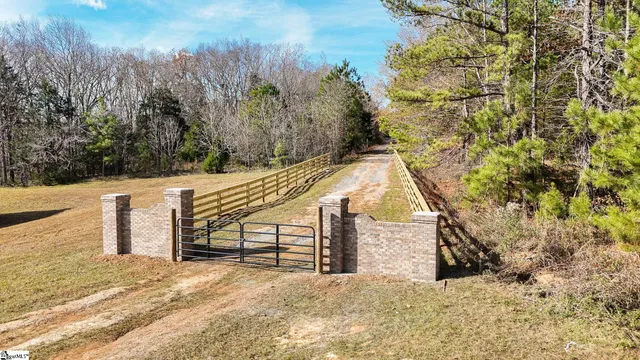 $1,250,000 | 44 Hobby Lane, Kinards, SC 29355