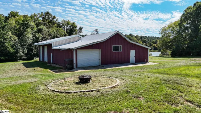 $1,250,000 | 44 Hobby Lane, Kinards, SC 29355