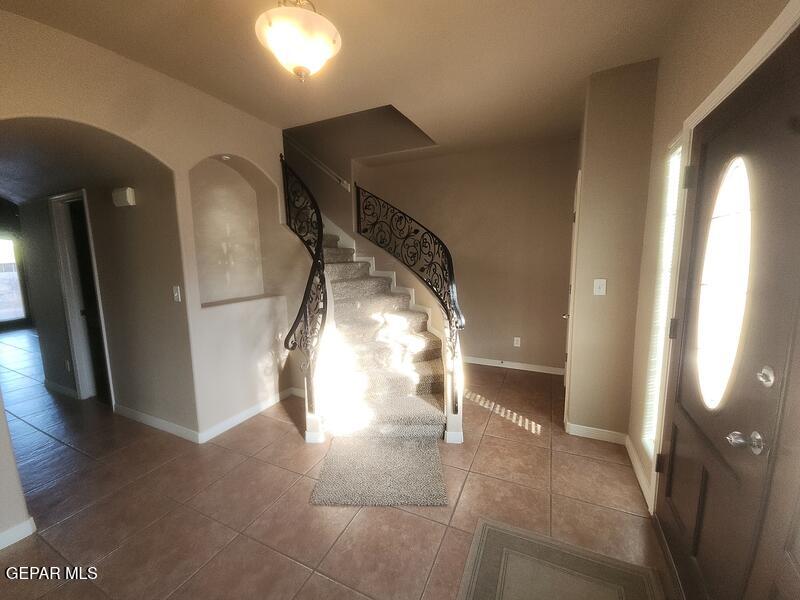 3225 Ivy Point Way El Paso, TX 79938 - Photo 2 of 35 a view of entryway