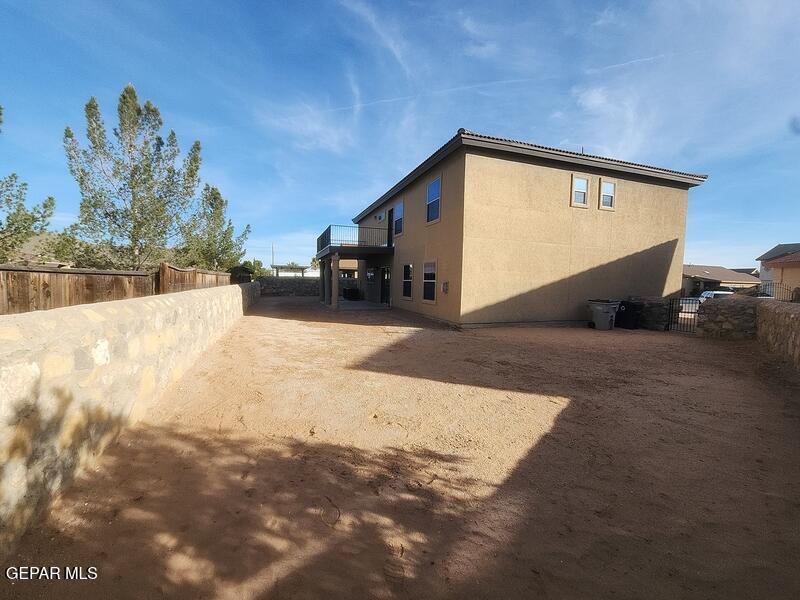 3225 Ivy Point Way El Paso, TX 79938 - Photo 32 of 35 a view of a building