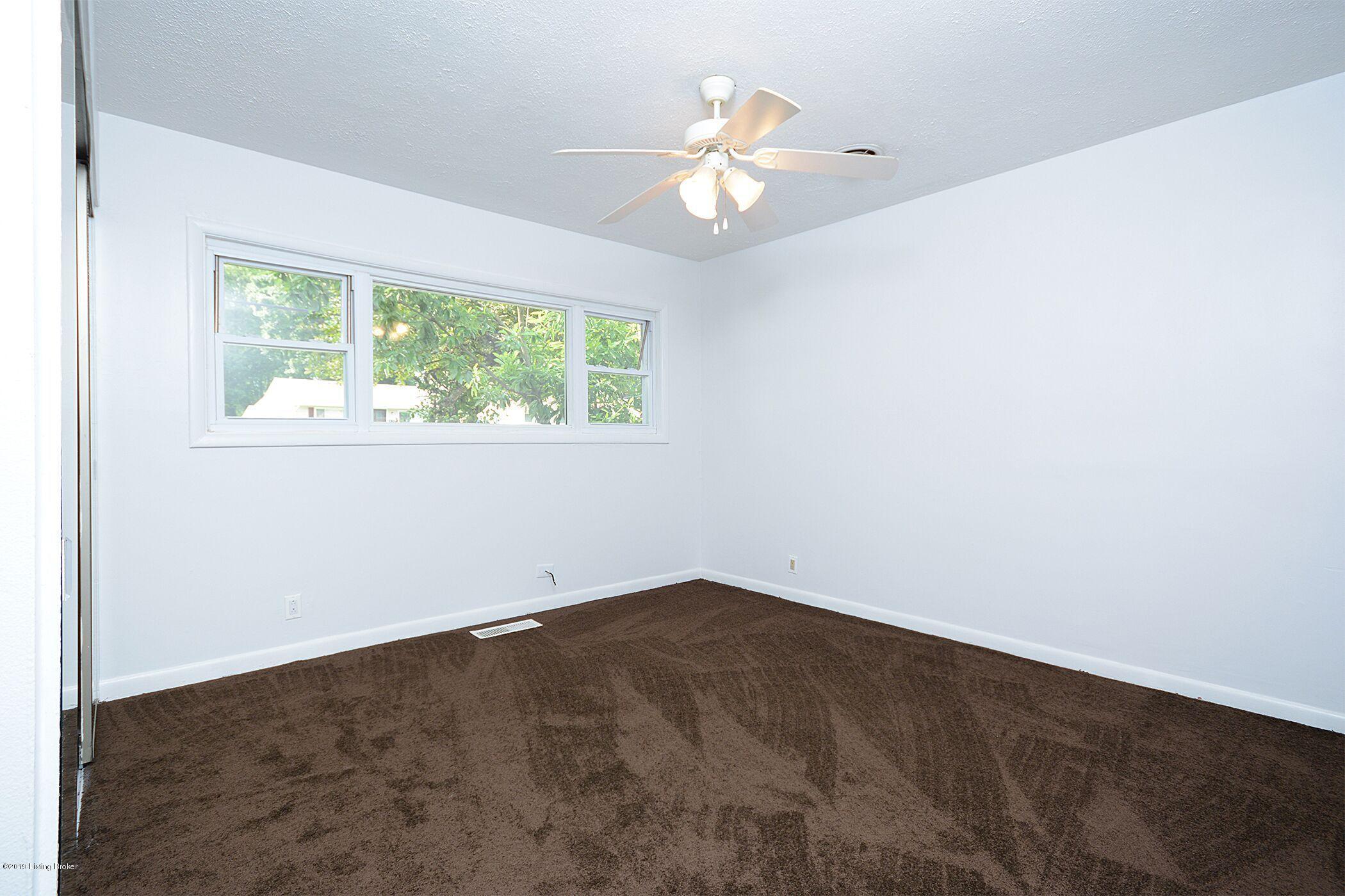 1901 Heaton Road Louisville, KY 40216 - Photo 26 of 36 BEDROOM